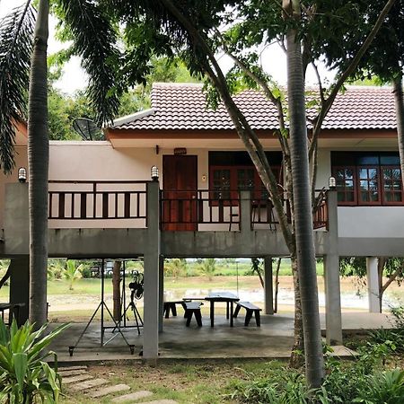 Resort Railumpoo Nakhon Sawan Exteriér fotografie