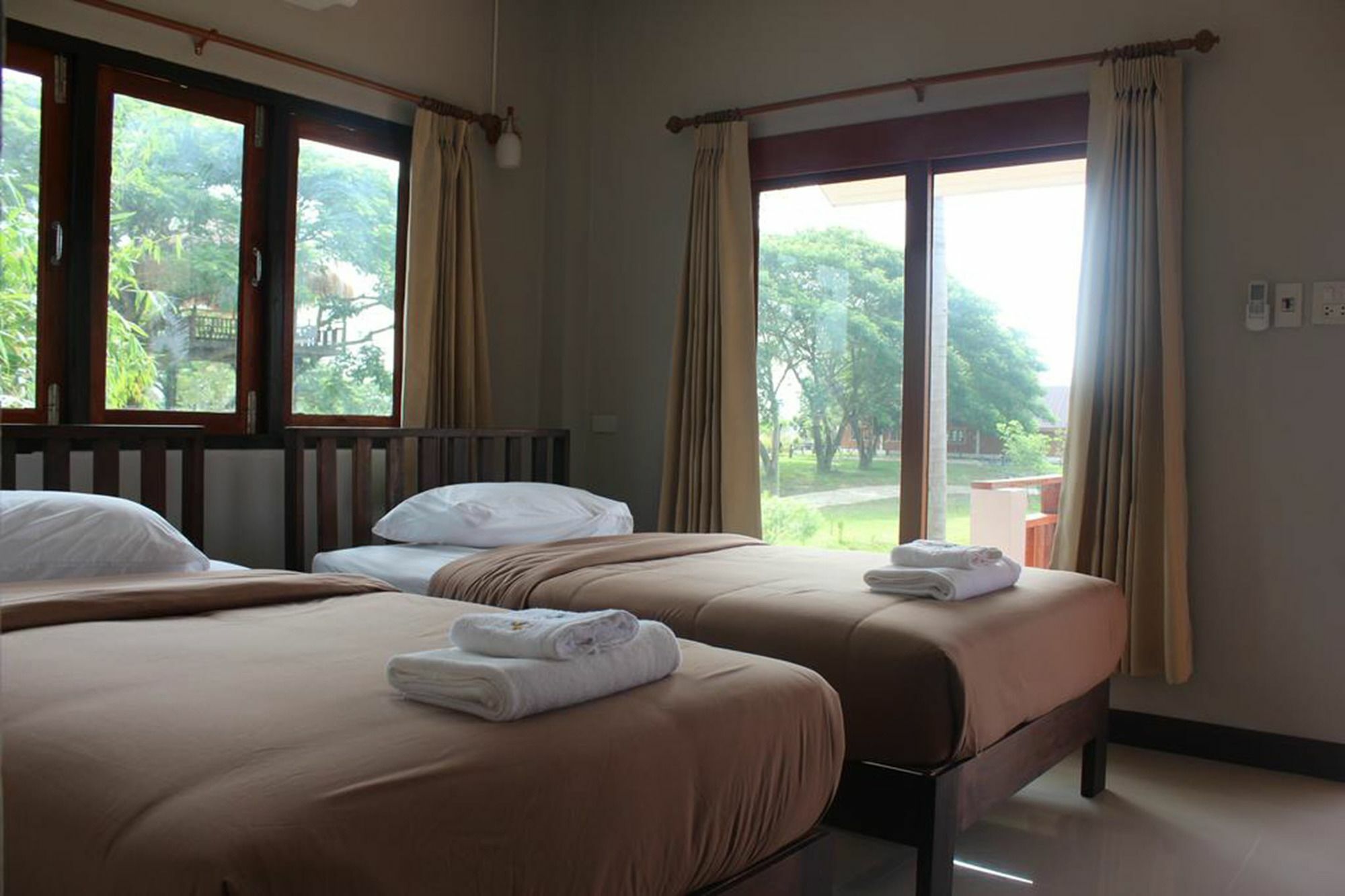 Resort Railumpoo Nakhon Sawan Exteriér fotografie