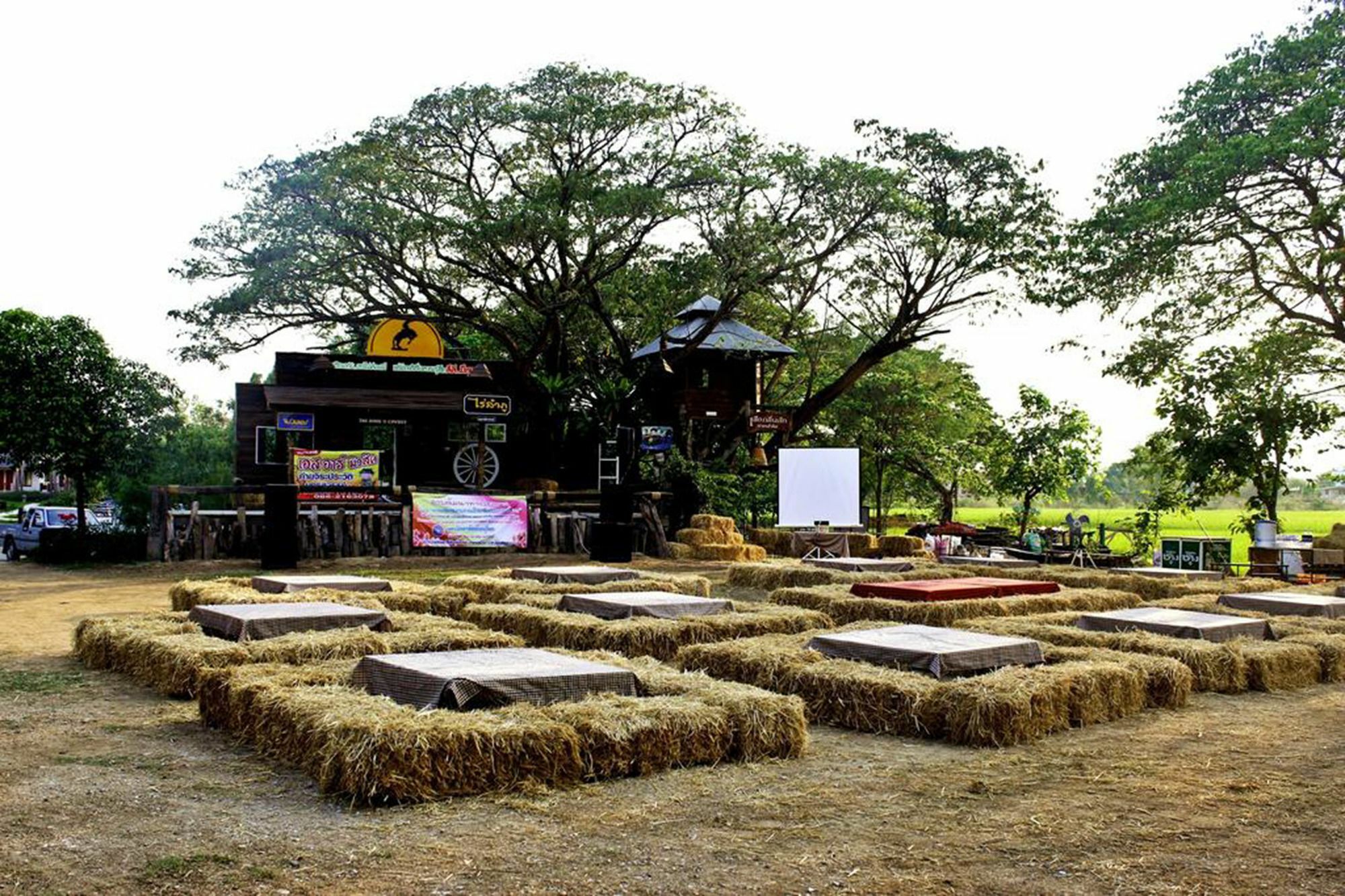 Resort Railumpoo Nakhon Sawan Exteriér fotografie
